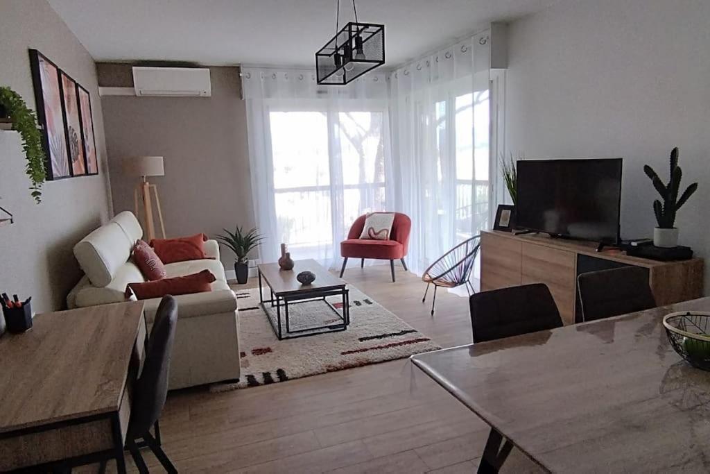 Les Geraniums, Bel Appartement Renove, Proche Plage Et Commerces La Seyne-sur-Mer Exteriér fotografie